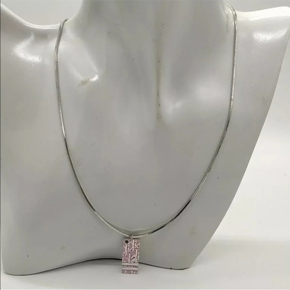 Christian Dior Necklace - Picture 8 of 10